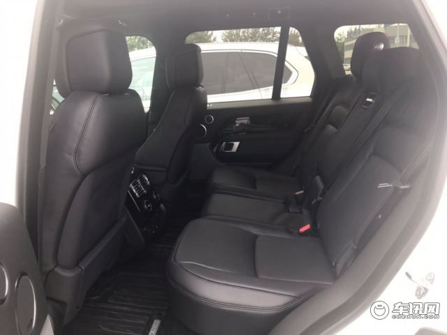 2020款加版揽胜HSE国六预售价 汽油版优势