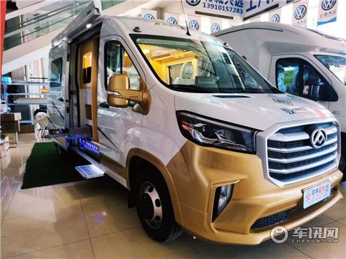 上汽大通纵置折叠上下床 骏驰V90 长轴版B型房车下线现车