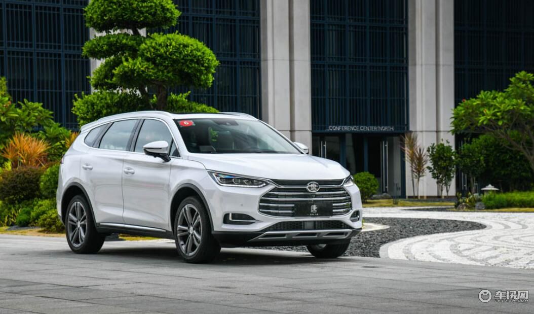 能买七座何必五座，七座车照样六年免检！