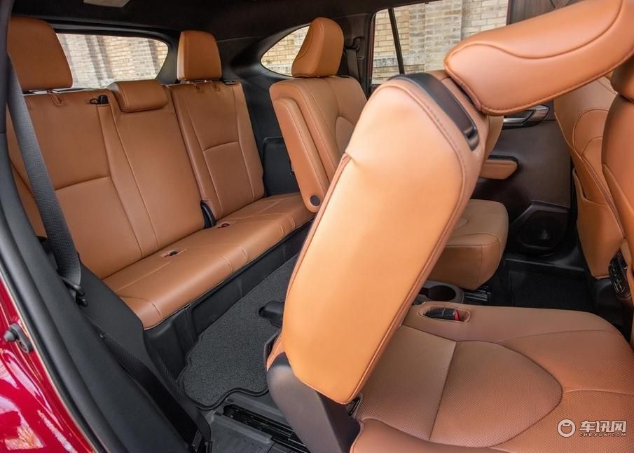 能买七座何必五座，七座车照样六年免检！