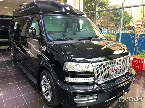 GMC加长版七座商务车 6.2米车身超大车内空间