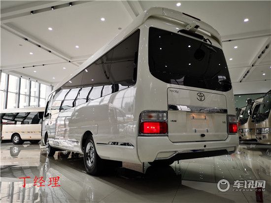 丰田考斯特价格 10座考斯特新款现车