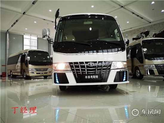 丰田考斯特价格 10座考斯特新款现车