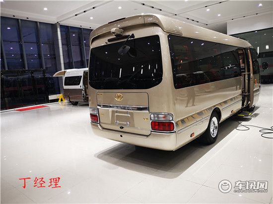 丰田考斯特16座价格 公司接待豪华款