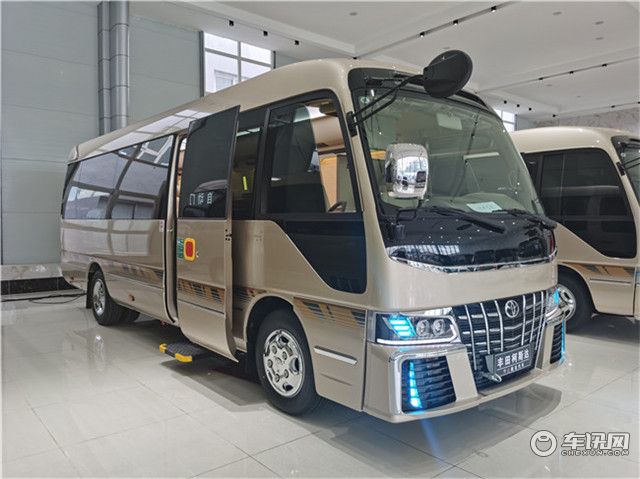 2020丰田考斯特_柯斯达_尼桑碧莲中巴车销售改装总店