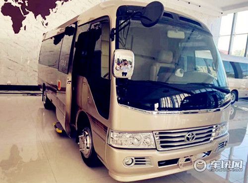 丰田考斯特12座报价