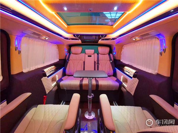 2020新款奔驰V260L七组商务车，莱茵改装高顶VS680商务车