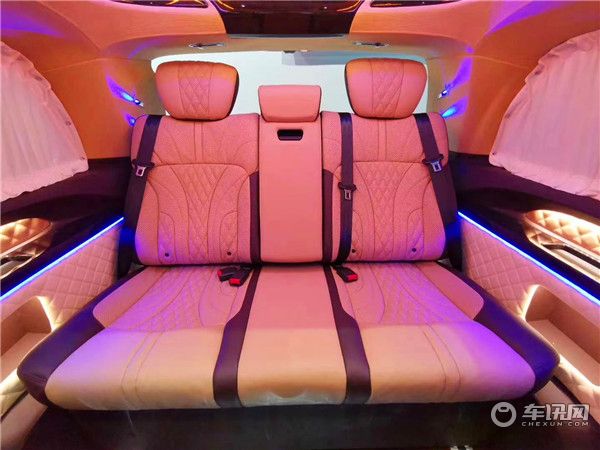 2020新款奔驰V260L七组商务车，莱茵改装高顶VS680商务车