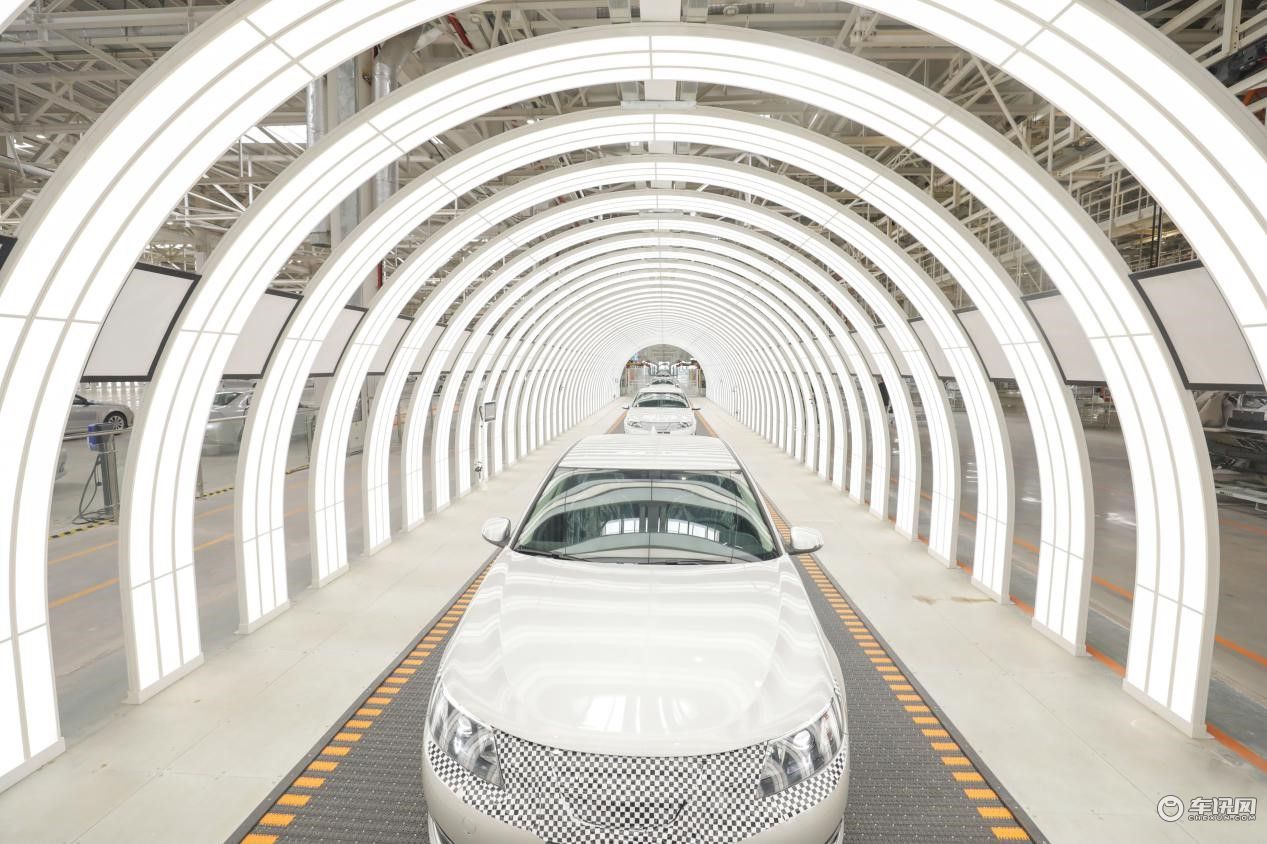 “恒大造车记”震撼更新！两大基地启动试生产