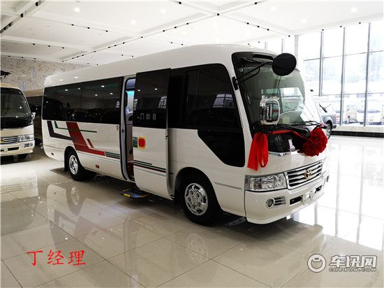 进口考斯特12座价格 丰田考斯特多少钱