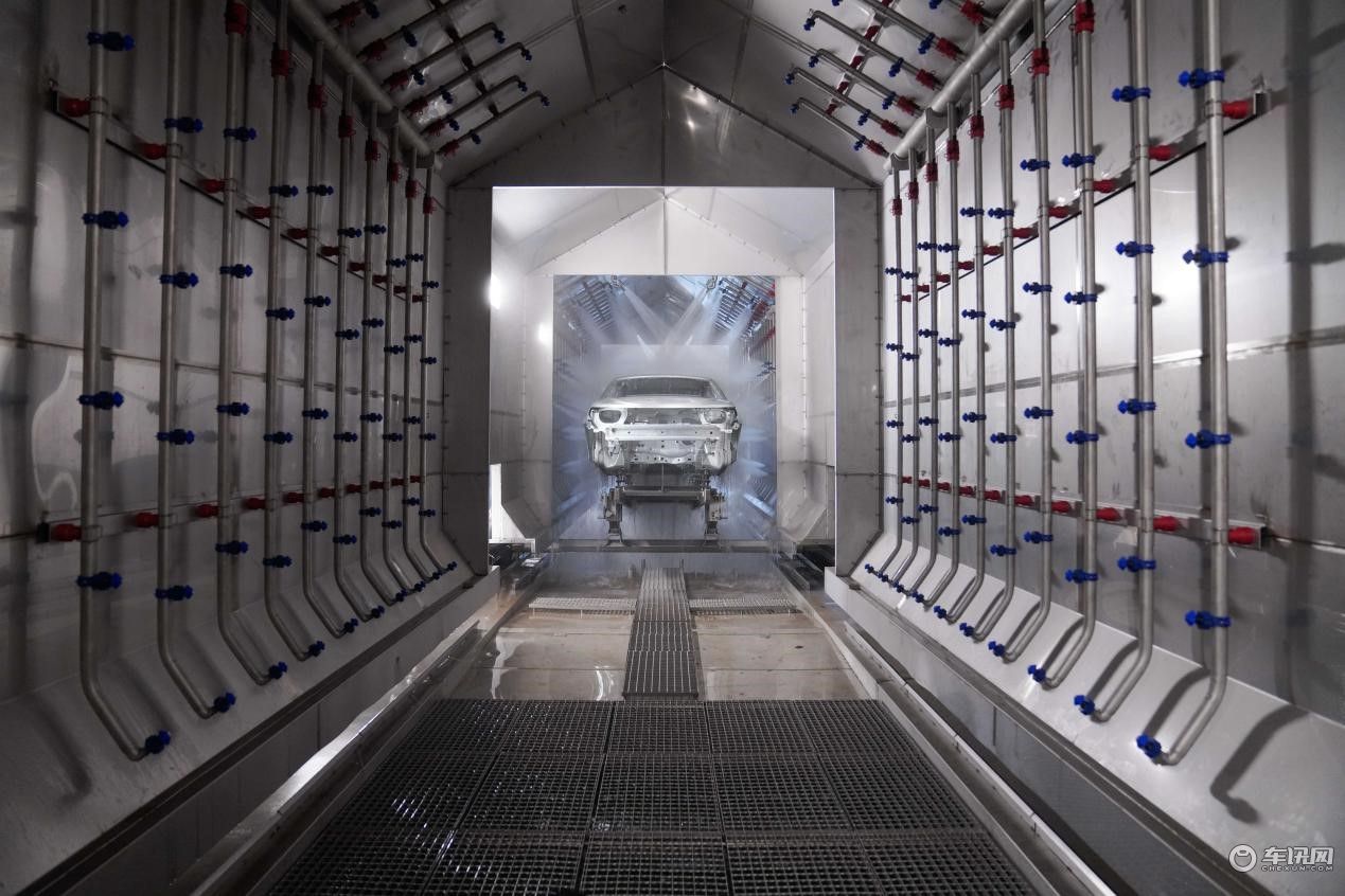 “恒大造车记”震撼更新！两大基地启动试生产