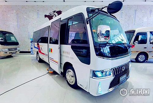 昆明丰田考斯特12座多少钱 昆明丰田考斯特店现车