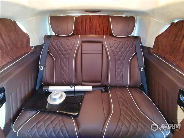 2020款奔驰威霆定制高顶七座商务车 全新外观全新内饰现车在店