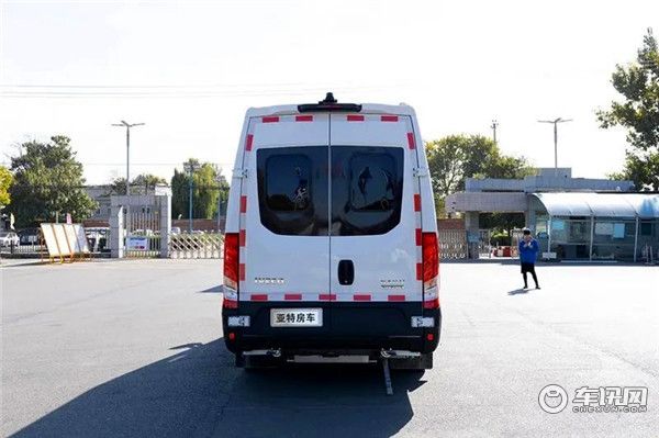 最新发布亚特NAJA系列进口依维柯房车 国六排放B型房车