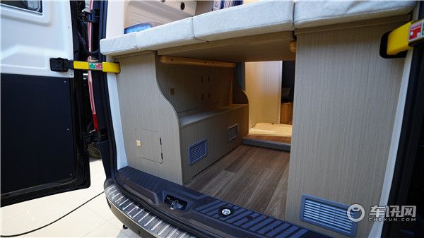 瑞弗启界R500福特B型房车，国六新全顺上市发布！