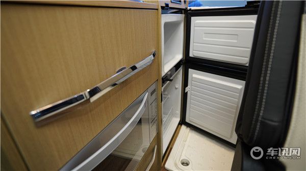 瑞弗启界R500福特B型房车，国六新全顺上市发布！