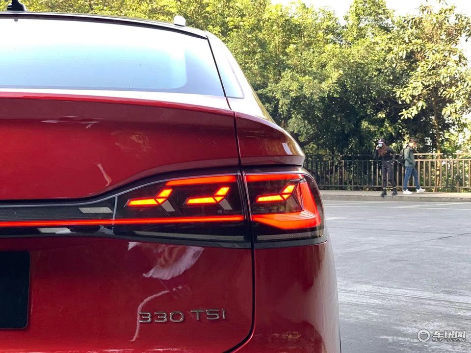试途观X:高回头率轿跑SUV,开起来还是熟悉的味道吗?