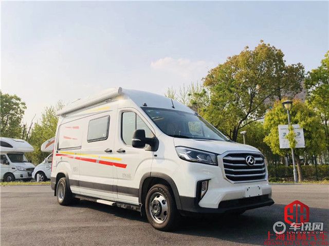 2020款顺旅B型房车，大通V90长轴版，国风内装紧随潮流