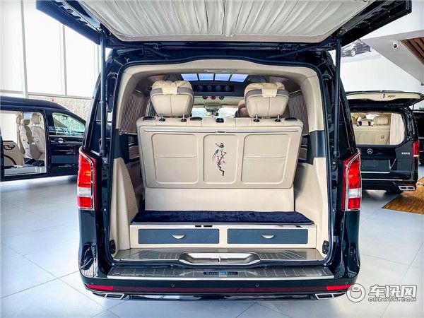 全新奔驰威霆改装VS680七座商务车 豪华MPV的标杆之选