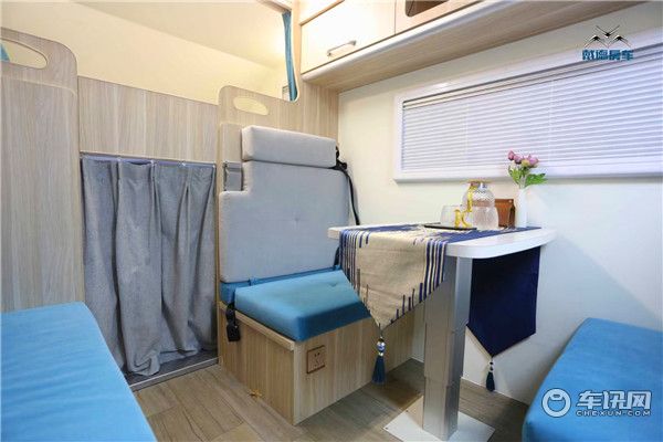 2020款戴德百姓房车MINI 国内最具性价比C型房车