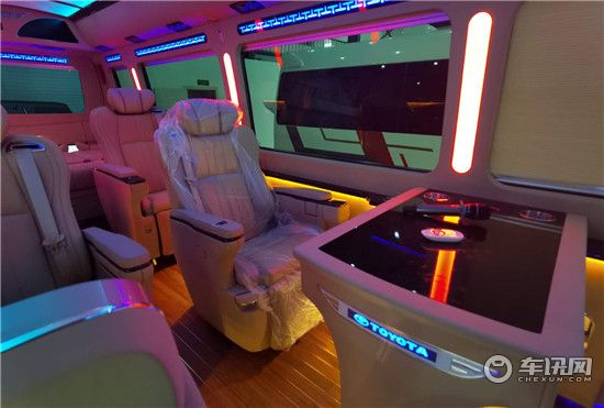 丰田考斯特报价 考斯特12座商务车价格