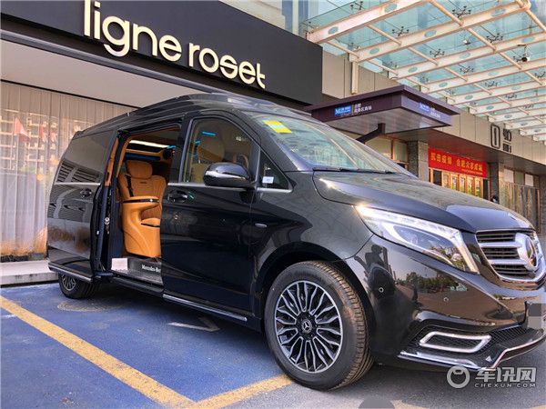 2021款奔驰V260L尊贵加长版商务车 报价及图片