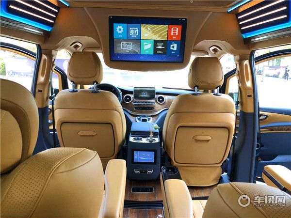 2021款奔驰V260L尊贵加长版商务车 报价及图片