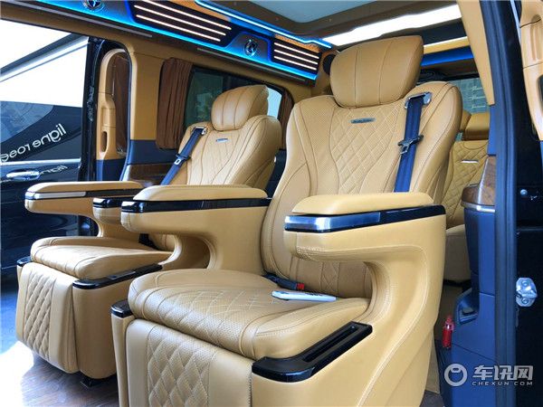 2021款奔驰V260L尊贵加长版商务车 报价及图片