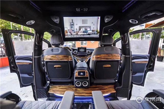 2020款奔驰V260L，高顶七座商务车，帕加尼蓝上海现车