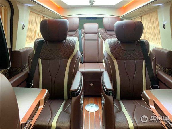 2020款奔驰V260L商务车,宇通汽车,高顶版价格多少