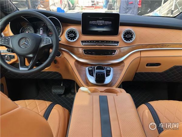 奔驰V260L高顶无隔断七座商务车 魔都定制版多少钱？