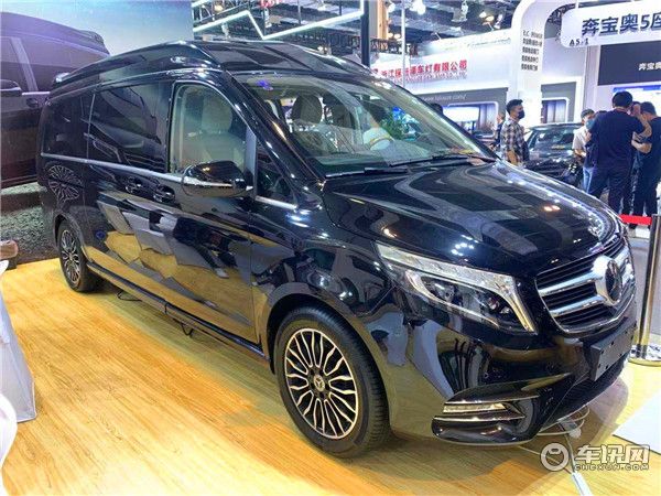 金冠奔驰V260L改装高顶七座，吧台半隔断诠释奢华MPV