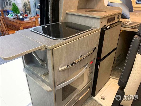 福特新全顺B型房车,瑞弗启界R500家商两用通勤旅居车房车