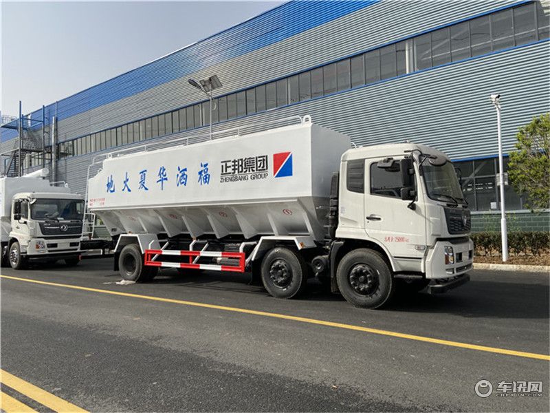东风天锦10吨饲料运输车 养鸡场专用饲料车厂家直销