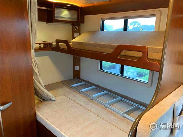 隆翠C型无拓展依维柯房车，高品质旅居车只为家人造好车