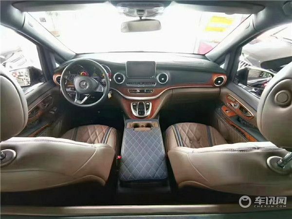 新款福建奔驰V260L高顶商务车，上海VS680全隔断车型价格多少
