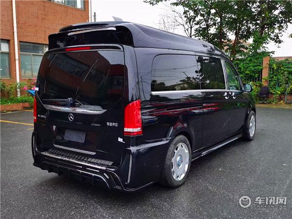 新款福建奔驰V260L高顶商务车，上海VS680全隔断车型价格多少