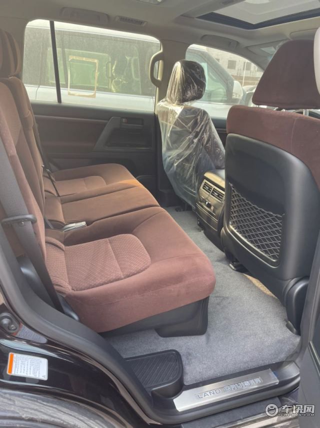 20款酷路泽4500配置齐全 落地价是多少