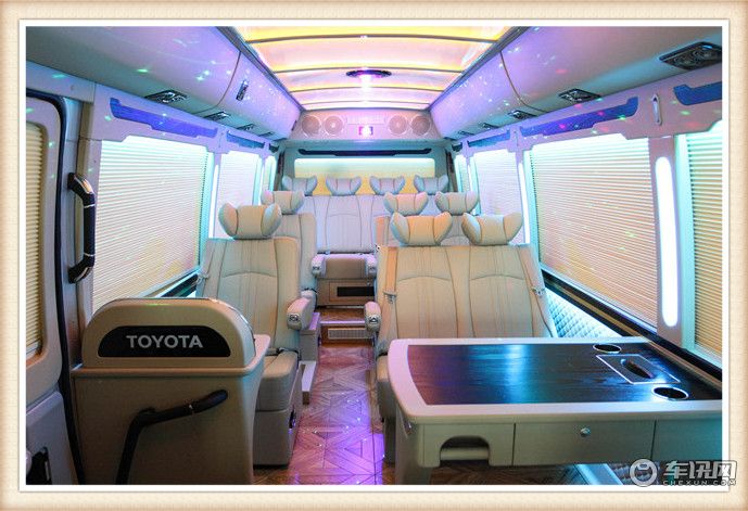 青岛 日照 丰田考斯特价格 新款[10座]白金版报价