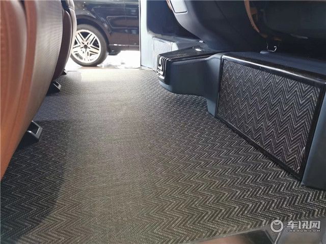 上海新款罗伦士天际,七座商务车,开启奢华新氛围