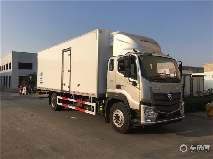 小型冷藏车多少钱 4米2肉钩冷藏保鲜车 蔬菜水果冷链车