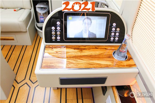 2021考斯特商务车_6-23座现车齐全