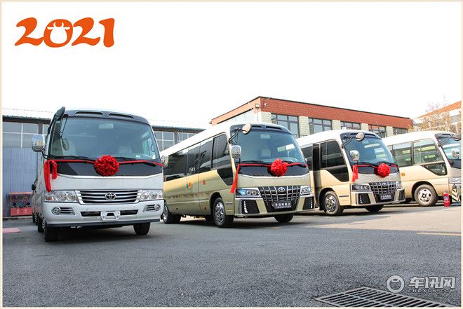 进口考斯特12座价格 考斯特报价及图片