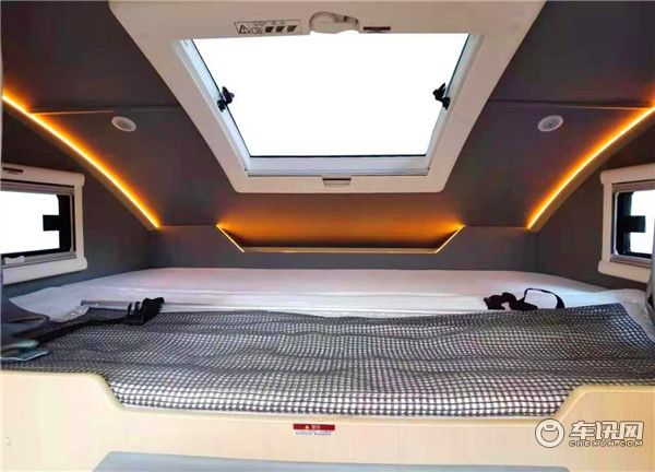 新款铂驰旅行家大额头依维柯房车，欧式风格轻奢舒适