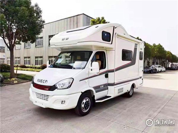 新款铂驰旅行家大额头依维柯房车，欧式风格轻奢舒适