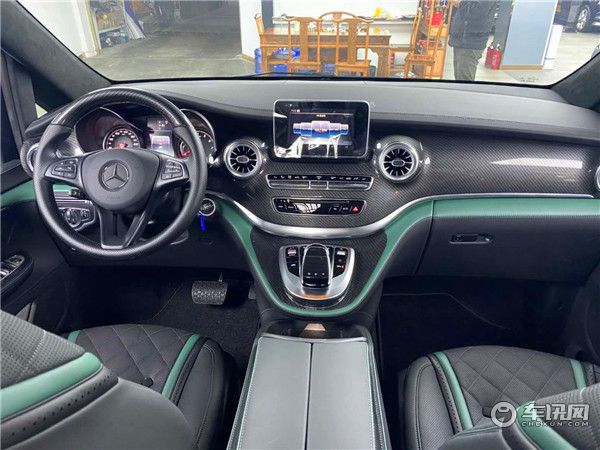 进口奔驰V250改装迈巴赫VS680，德国顶级豪华商务座驾