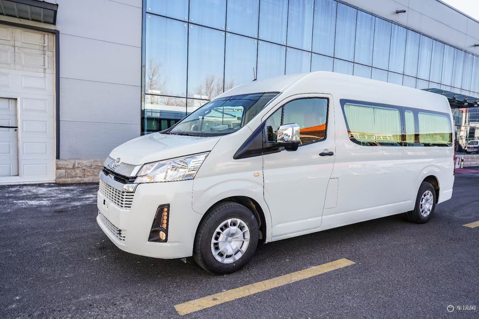 豐田海獅13座報價 (hiace)哪裡買?