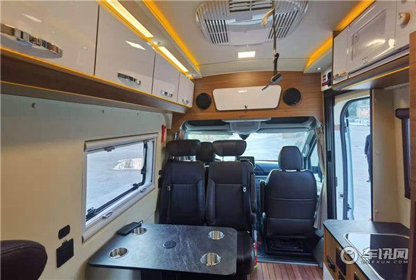 新款卫航大通V90B型房车，现车特价优惠