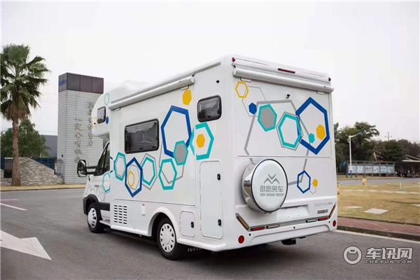 2021新款戴德自由风6依维柯房车，七天畅用水电