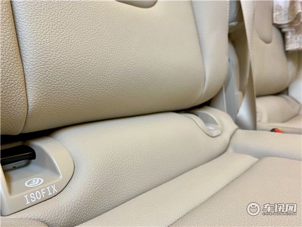 依维柯进口房车，双拓展布局空间更大